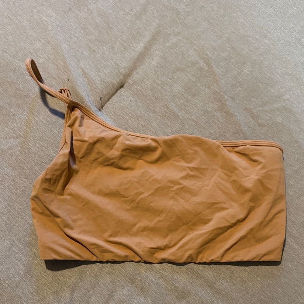 SKIMS Nude One-Shoulder Bandeau